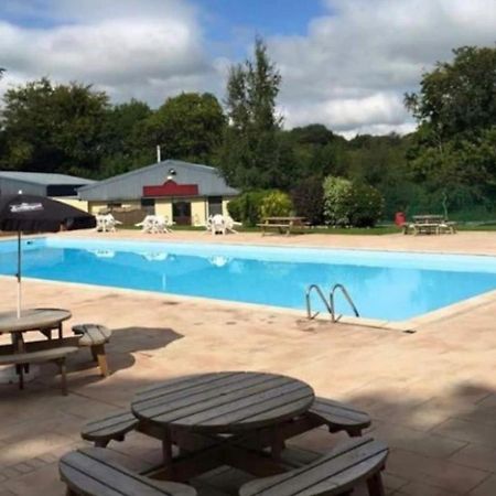 18 River View Chalet-Glan Gwna Holiday Park Caernarfon Bagian luar foto