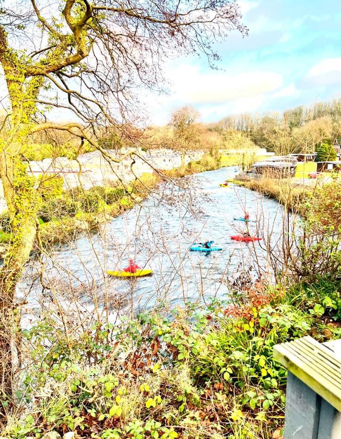 18 River View Chalet-Glan Gwna Holiday Park Caernarfon Bagian luar foto