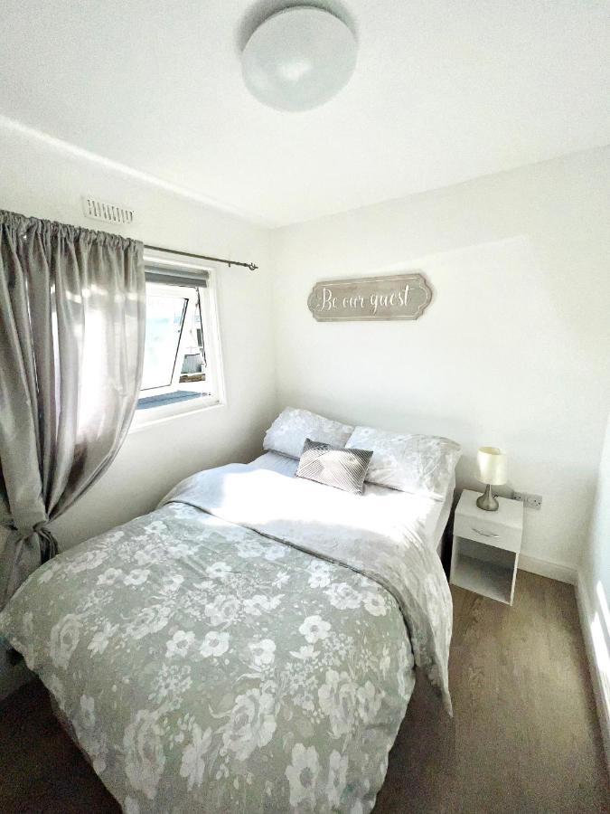 18 River View Chalet-Glan Gwna Holiday Park Caernarfon Bagian luar foto